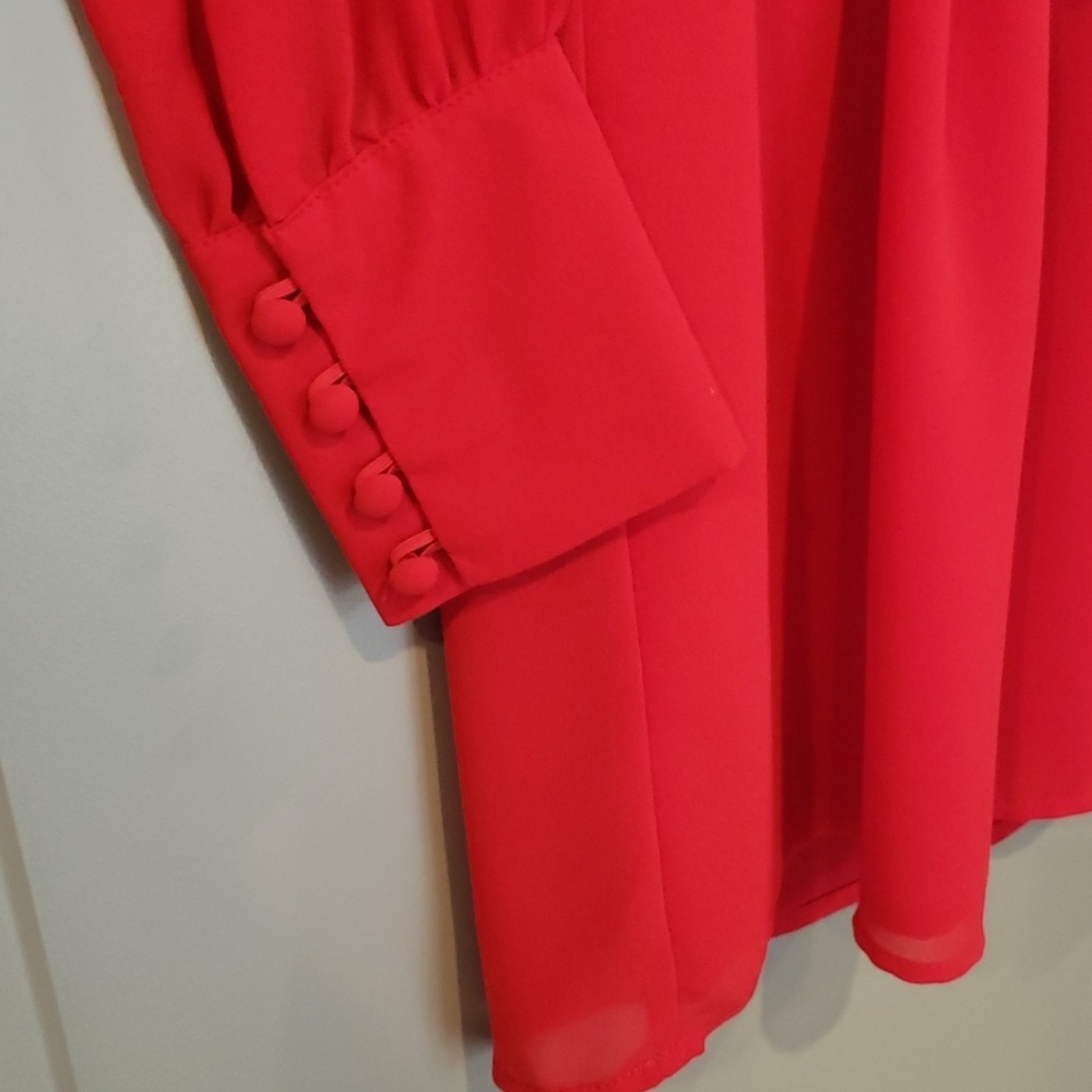 Dress - Picture 2 of 4